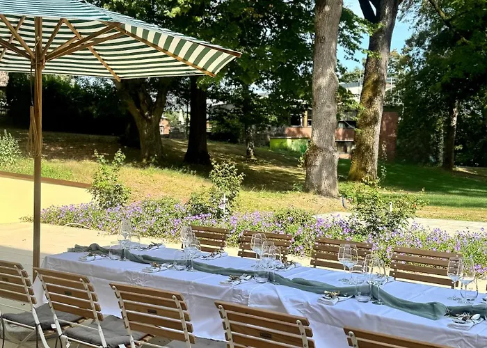 Schloss Alte Rentkammer מלון