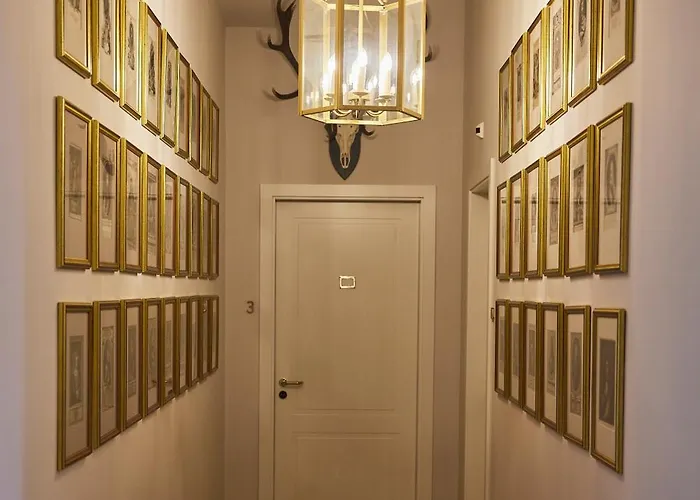 Schloss Alte Rentkammer *